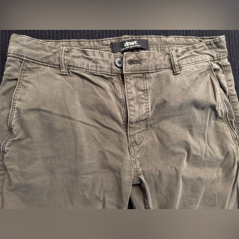 Zara khaki green pants. Size 31